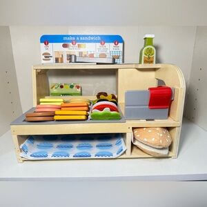 Deluxe Wooden Sandwich Maker Playset